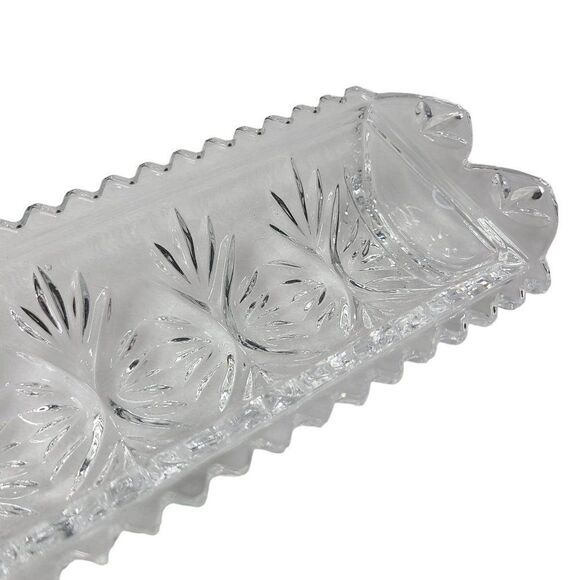 Fifth Ave Dining Serveware, "Portico" 24% Lead Crystal 12in Footed Cracker Tray - Picture 4 of 9